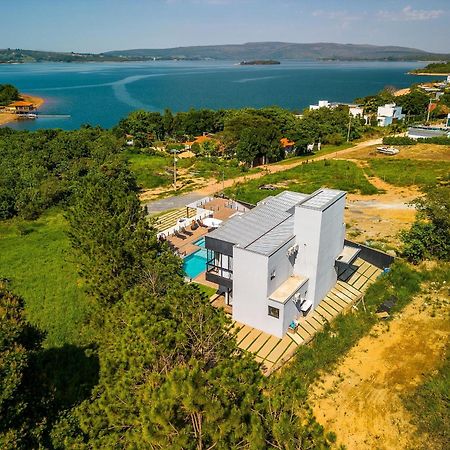 Pousada Com Piscina, Jacuzzi E Com Vista Em Capitolio - Casa Decore Екстериор снимка