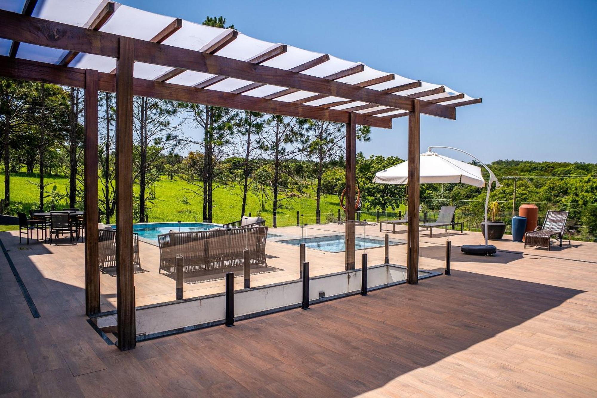 Pousada Com Piscina, Jacuzzi E Com Vista Em Capitolio - Casa Decore Екстериор снимка