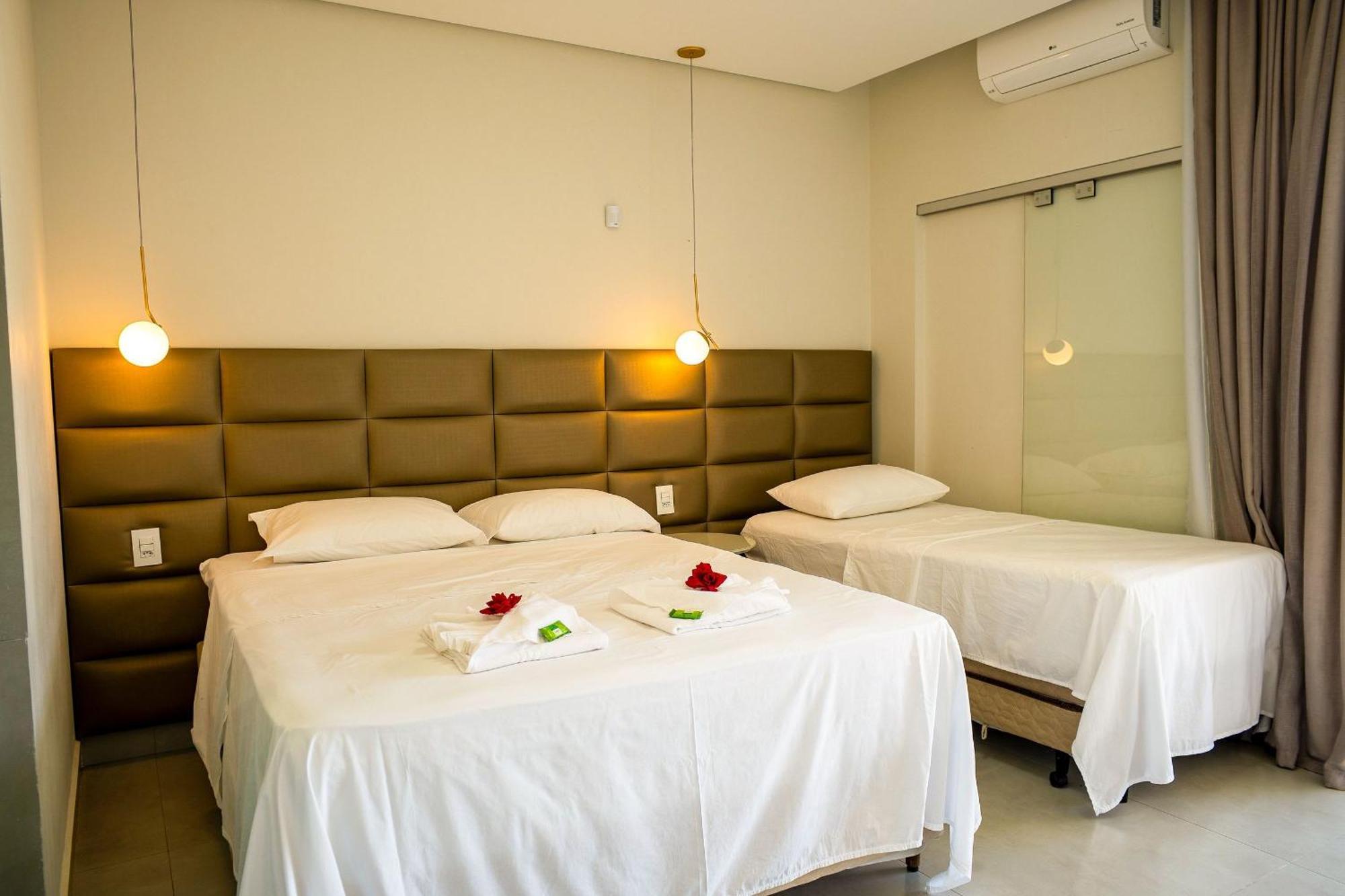 Pousada Com Piscina, Jacuzzi E Com Vista Em Capitolio - Casa Decore Екстериор снимка