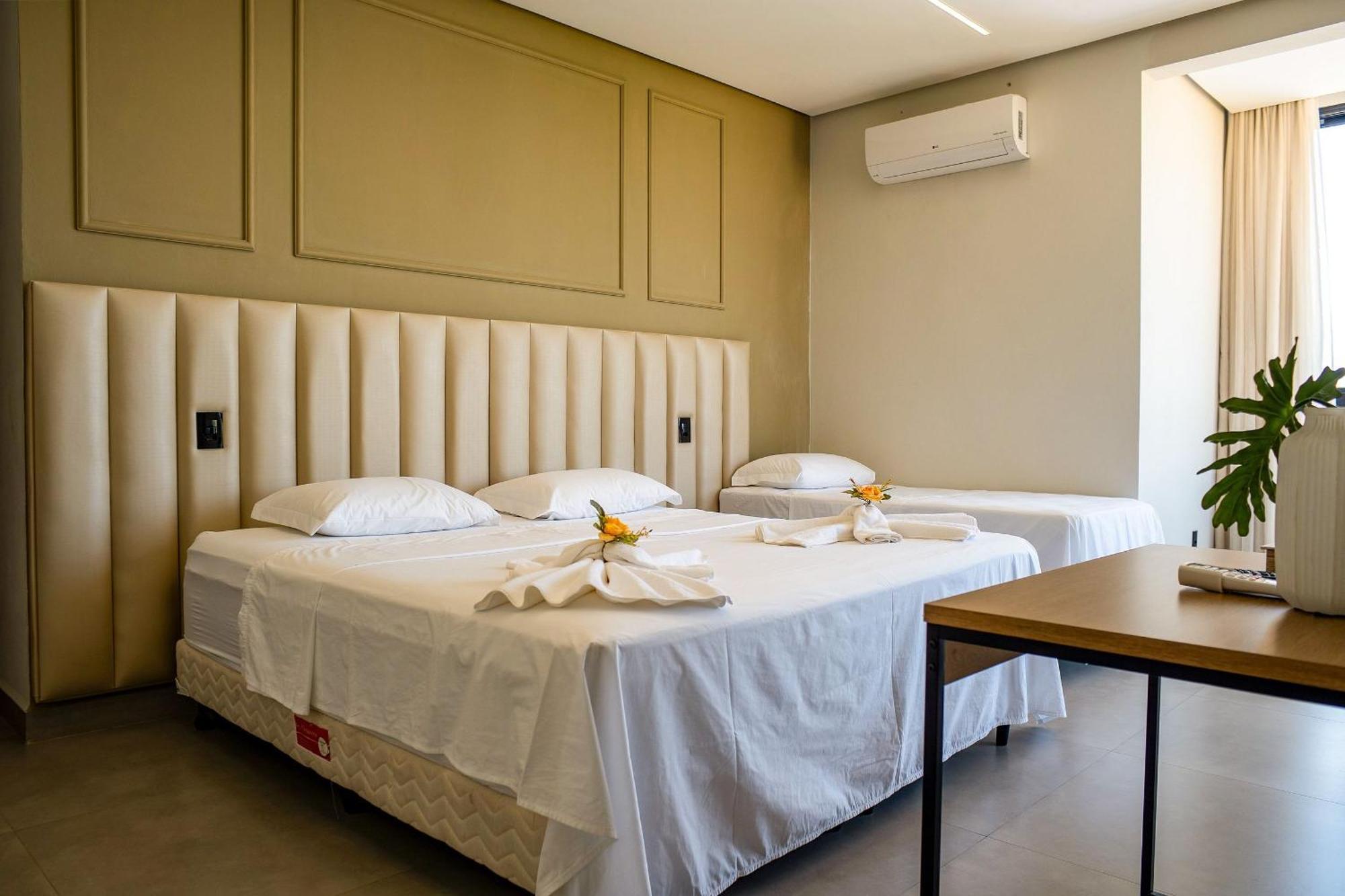Pousada Com Piscina, Jacuzzi E Com Vista Em Capitolio - Casa Decore Екстериор снимка