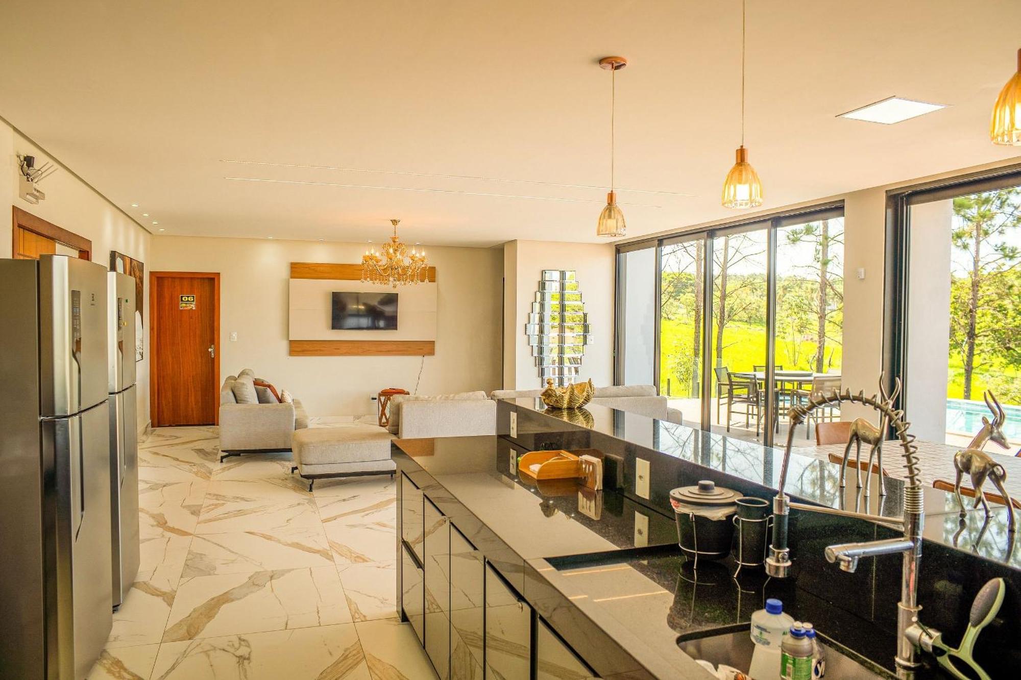 Pousada Com Piscina, Jacuzzi E Com Vista Em Capitolio - Casa Decore Екстериор снимка